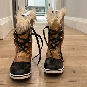 Sorel Big Girls Youth Torino ll waterproof boots